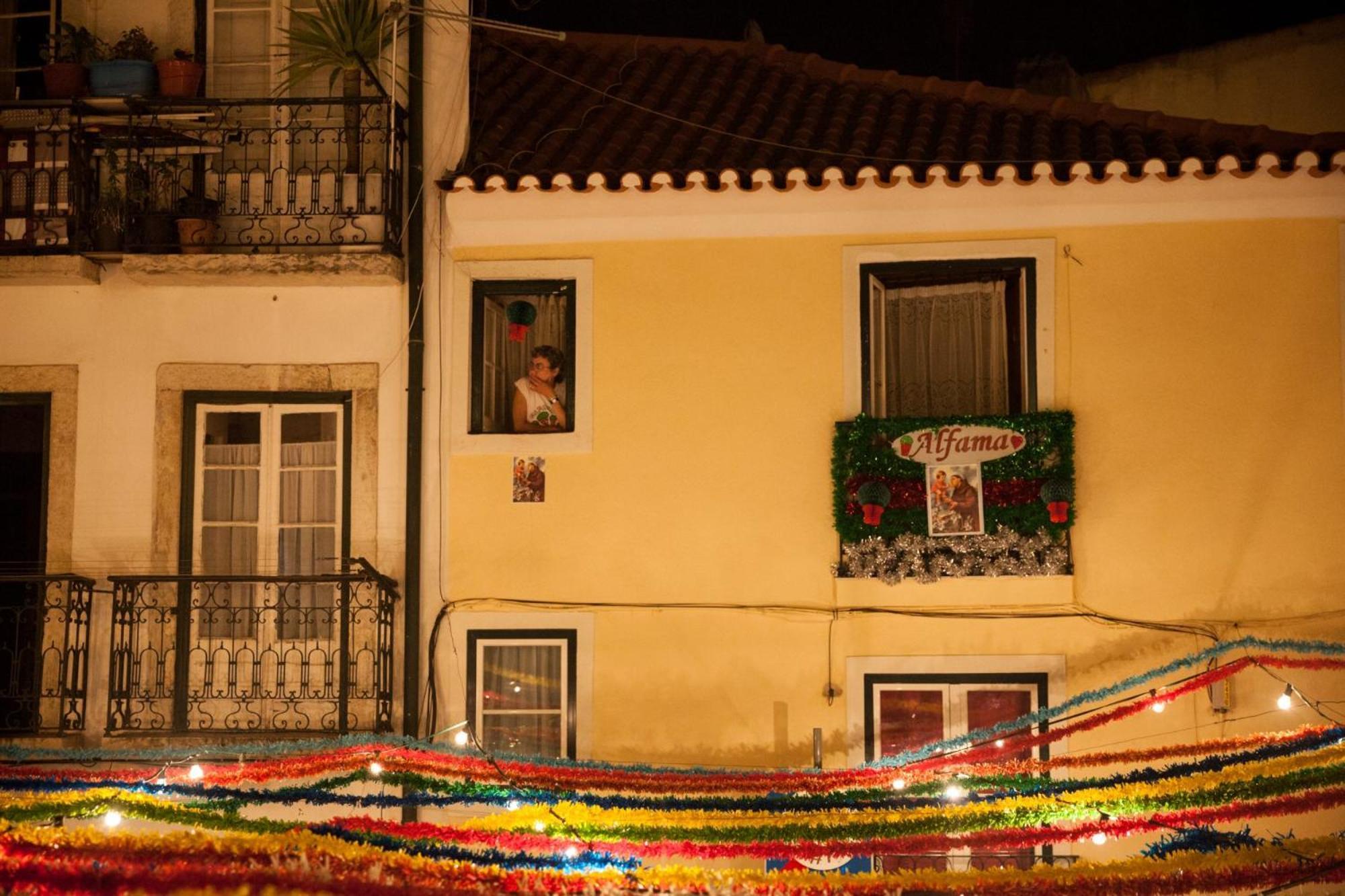 Alfama Apartment Lisbona Esterno foto